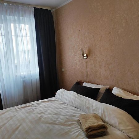 Comfortable Apartments In Centre With 3 Bedrooms Ровно Экстерьер фото